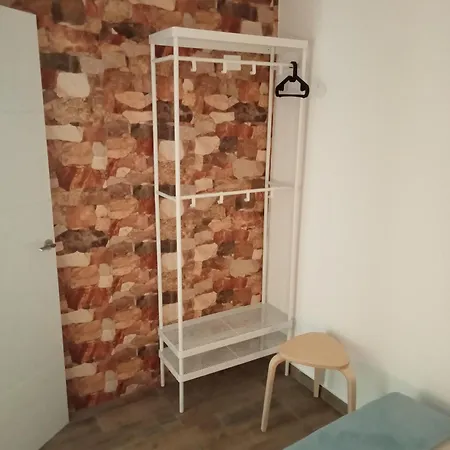 Poril Διαμέρισμα *